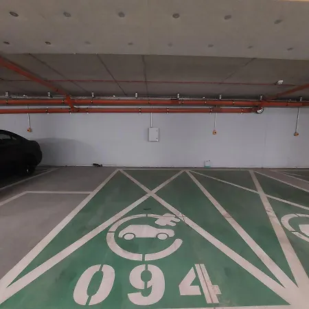 Komfort Z Balkonem I Parkingiem W Centrum Wroclawia Appartement