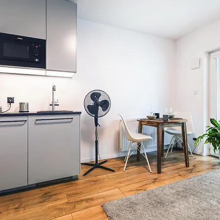 Komfort Z Balkonem I Parkingiem W Centrum Wroclawia Appartement *