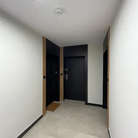 Apartmán Komfort Z Balkonem I Parkingiem W Centrum Wroclawia Vratislav